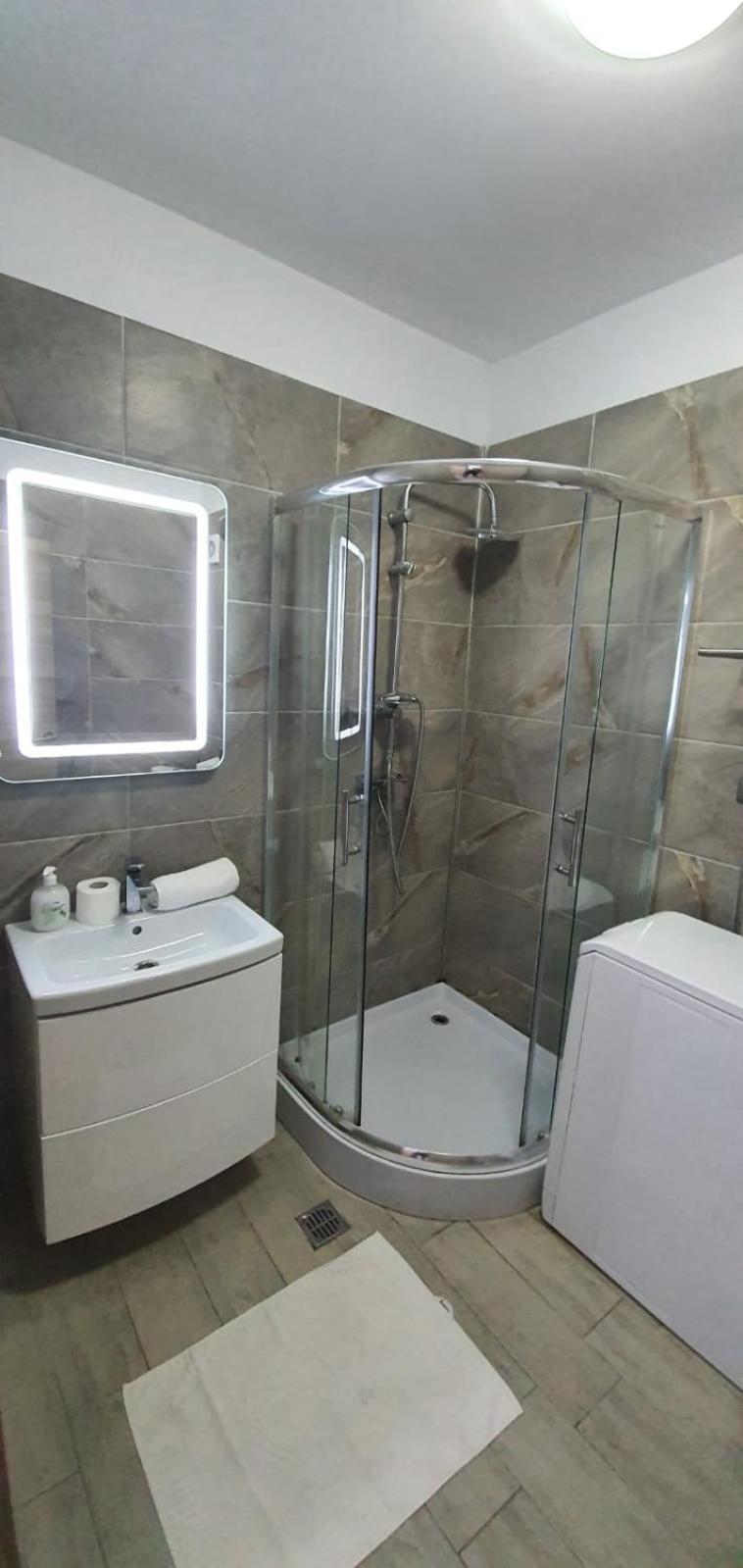Alezzi Beach Vibe Family Studio With Spa Piscina Interioara Incalzita Sauna Jacuzzi Gym Navodari Dış mekan fotoğraf